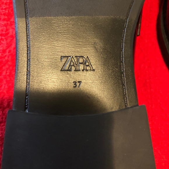 Womens black and white loafers - Picture 3 of 9